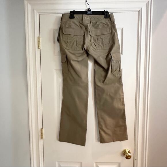 Under Armour Loose Fit Tactical Patrol Cargo Pant Sz 6 Utility Brown 1254097 251 - Picture 13 of 14